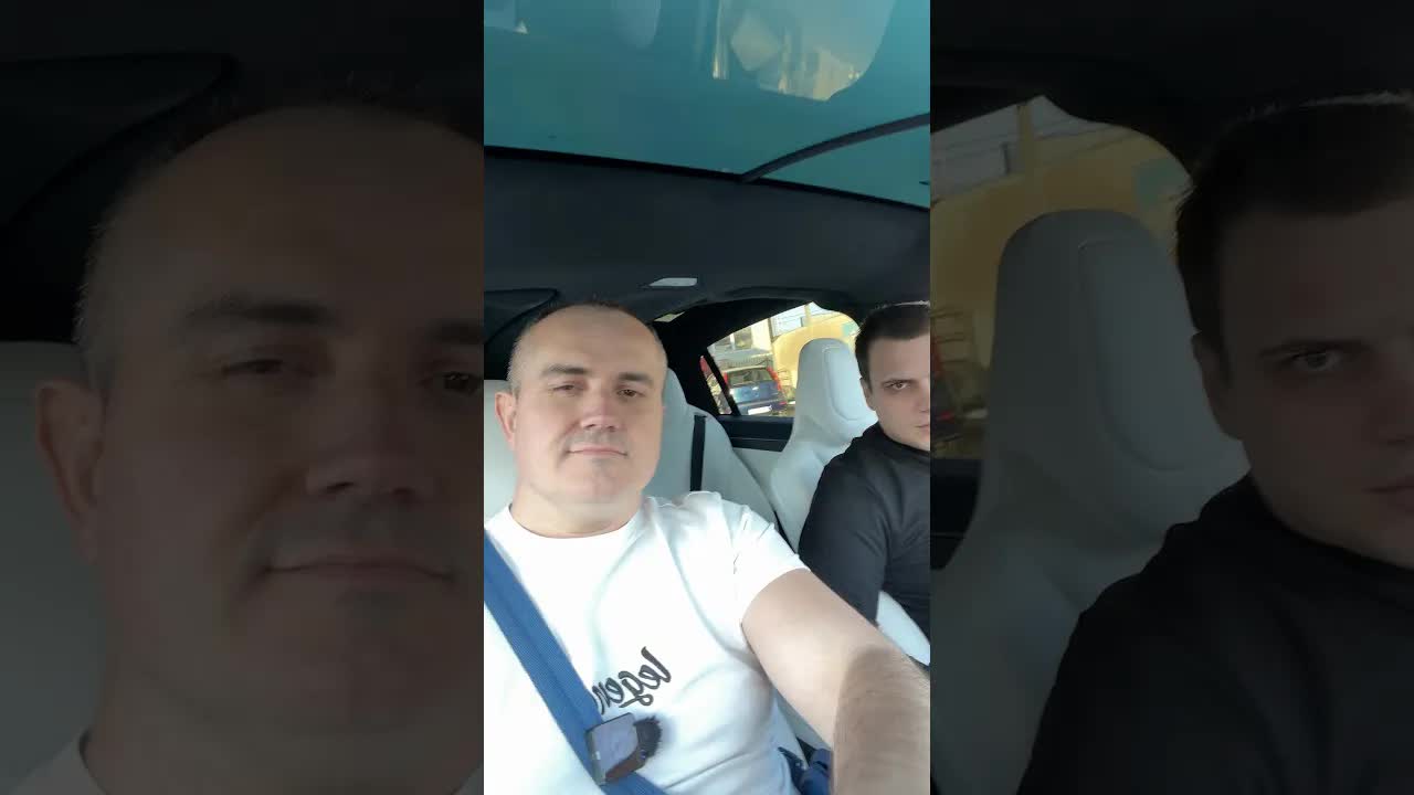 Plavuše, brinete i leto: spremni smo