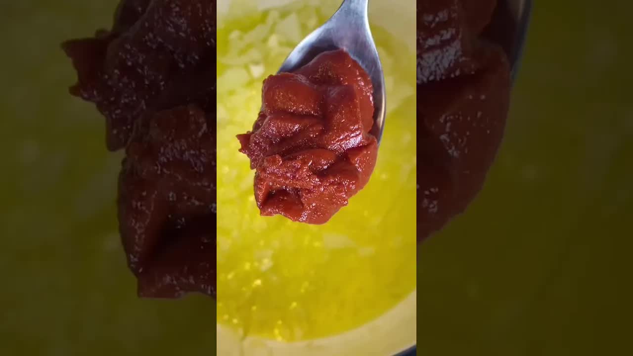 Χυλωμένη υγιεινή φασολάδα με γλυκοπατάτα