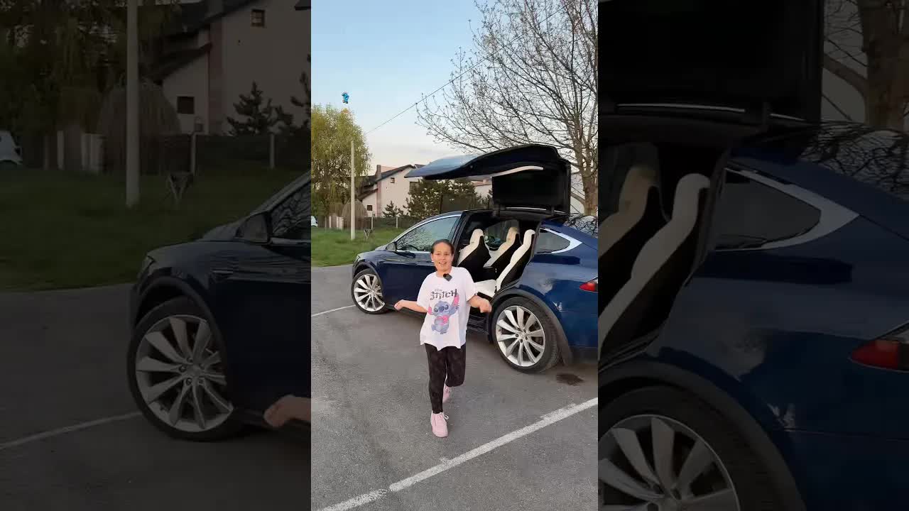 Plavuše, brinete i dileme jednog leta