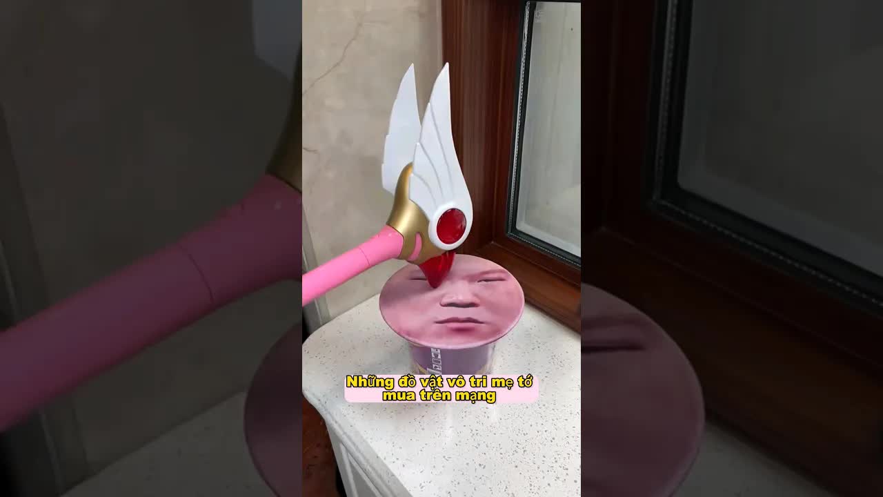 Đồ vật vô tri mẹ mua trên mạng