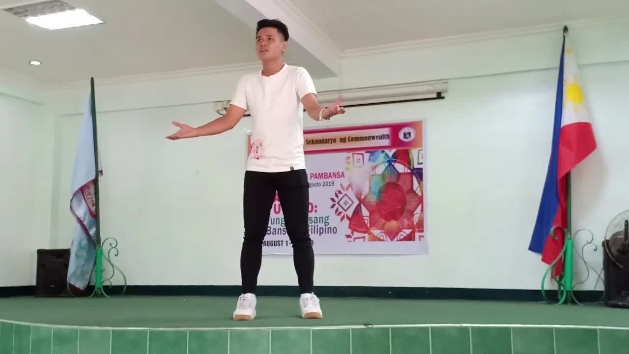 Pagtatanggol sa wikang Filipino sa kolehiyo