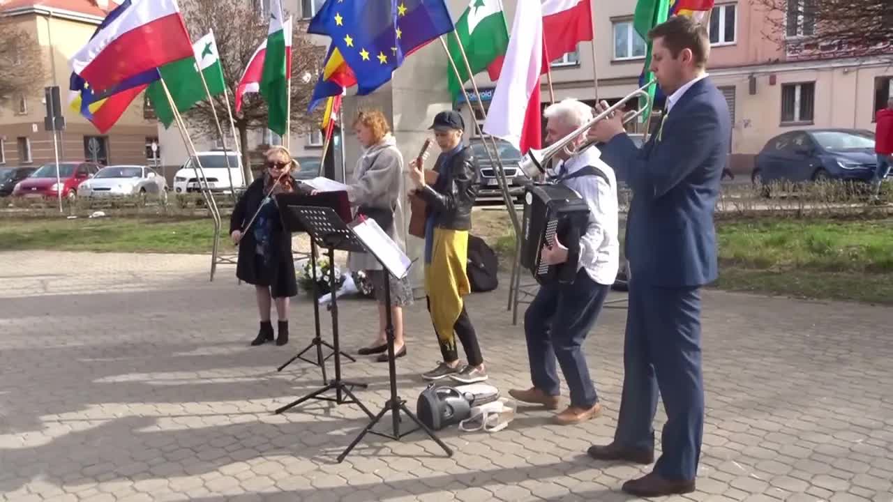 Banduristo, Orle Siwy en Esperanto