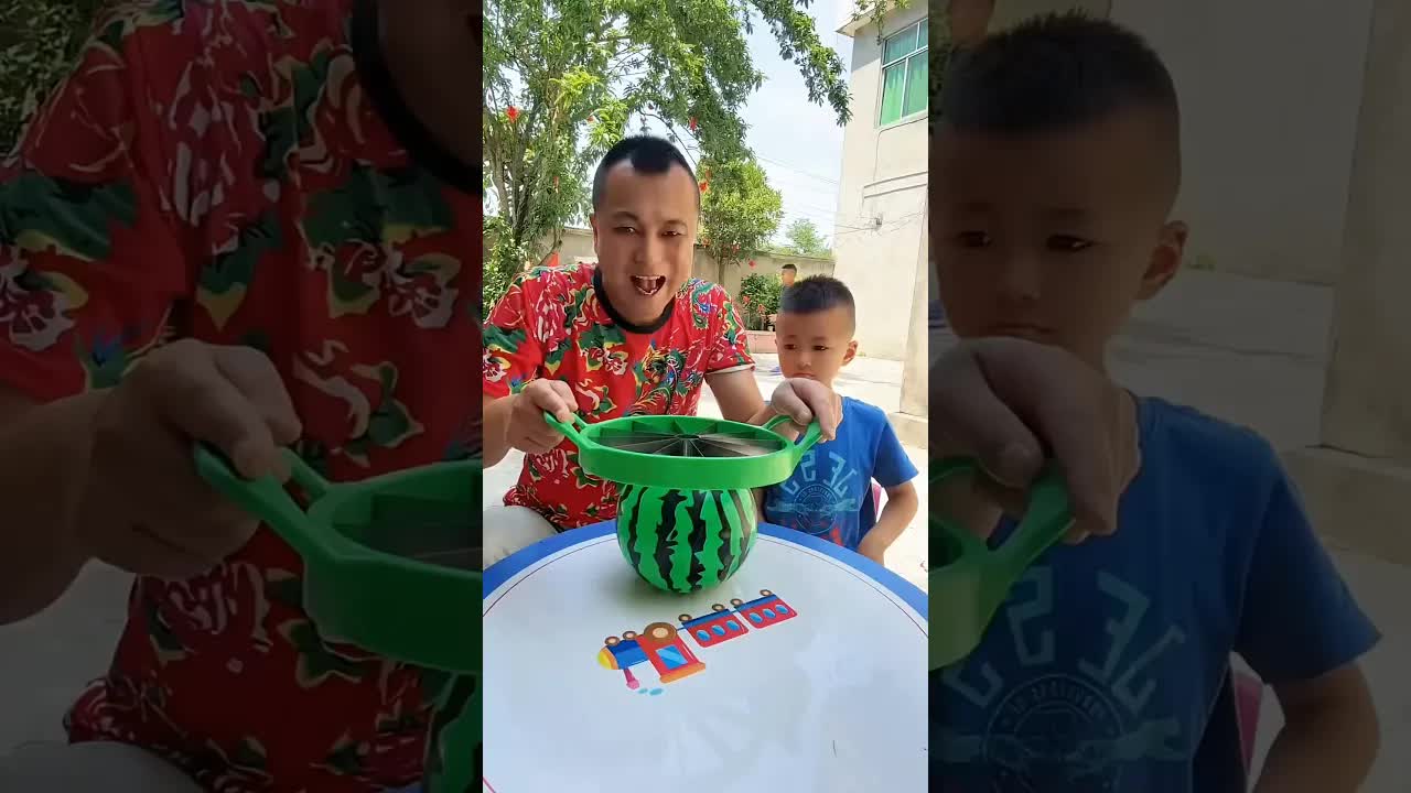 تحدي البطيخ الحقيقي: كرة قدم أم فاكهة؟