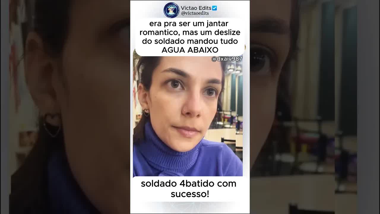 Esposa com ciúmes do cumprimento com beijo no rosto