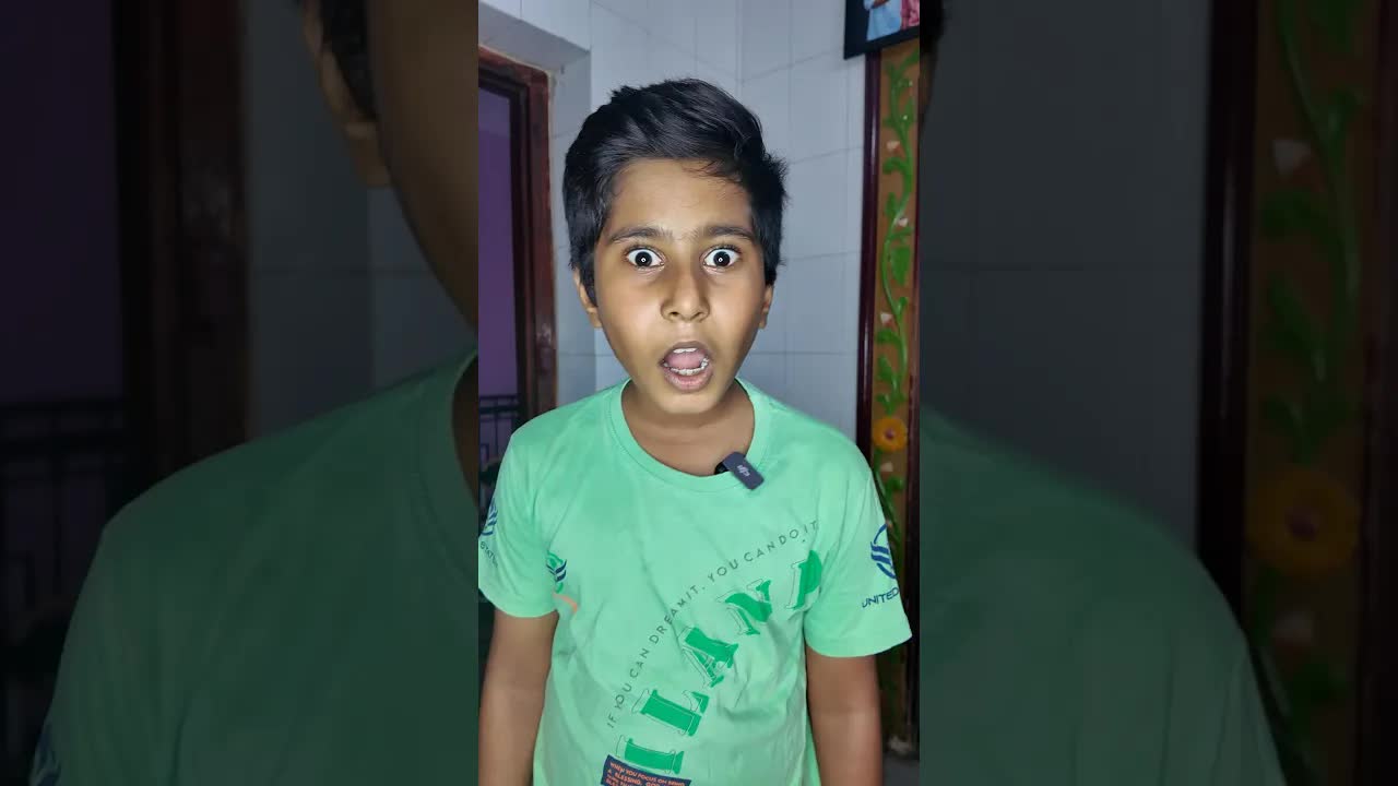 அப்பா எந்திரிக்காதே! சோபா கிளீனிங் காட்சி