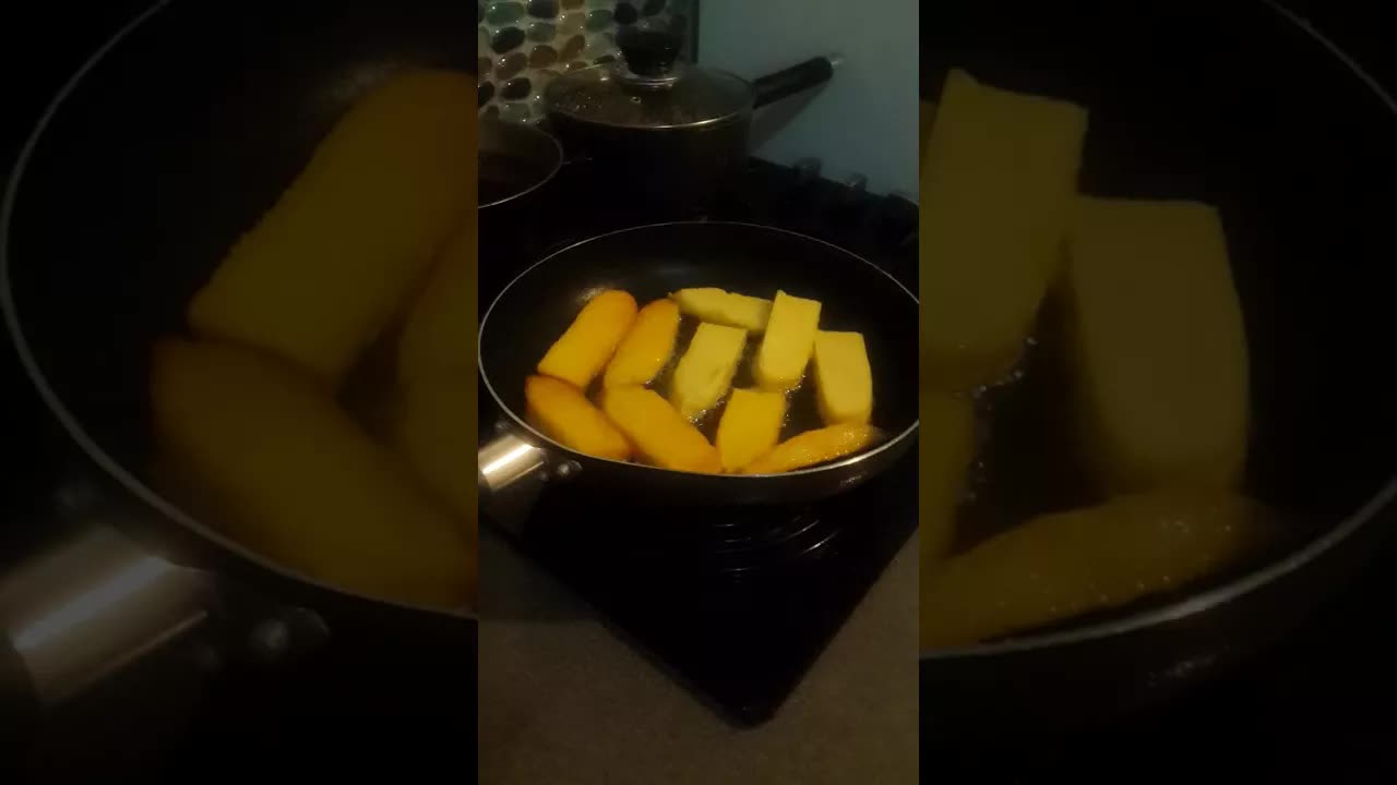 Cómo preparar funchi frito en Curaçao