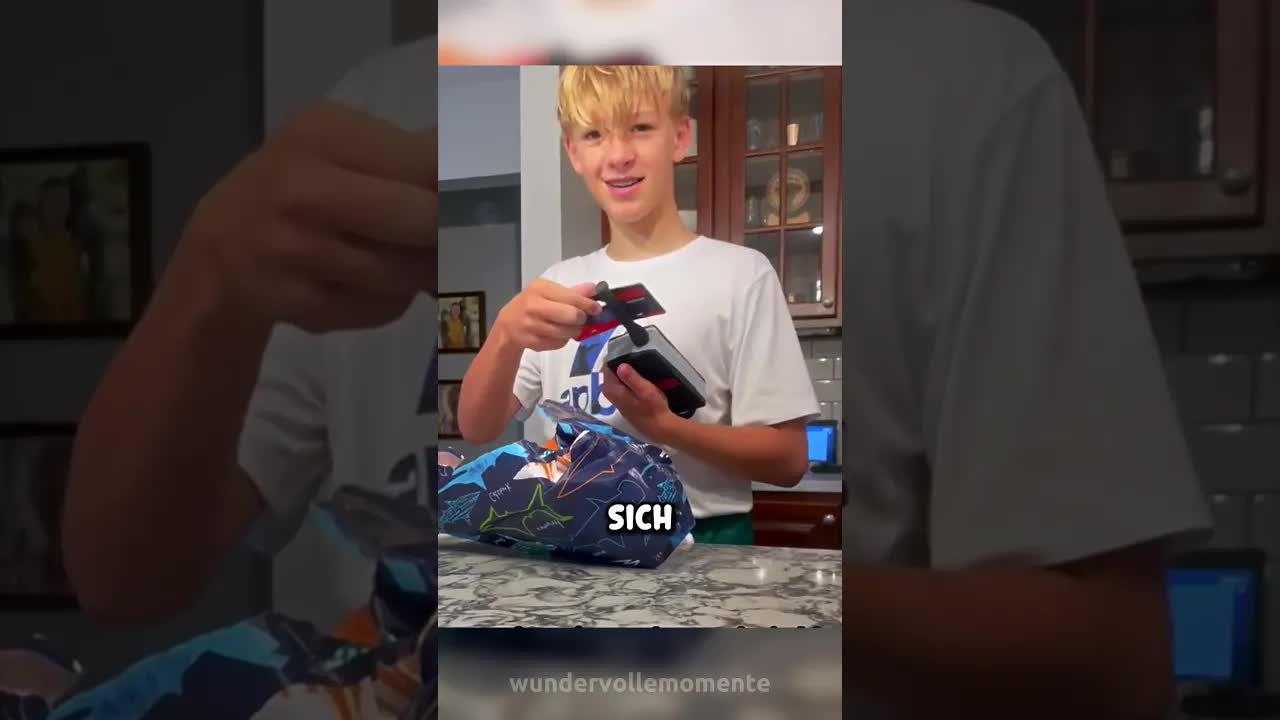 Der Junge bekommt endlich seinen Hund
