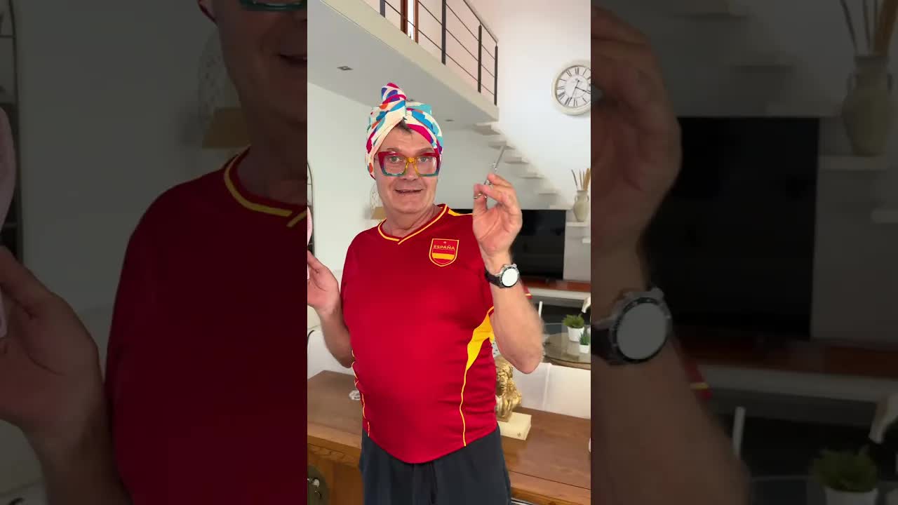 Me corto el pelo después de teñirlo