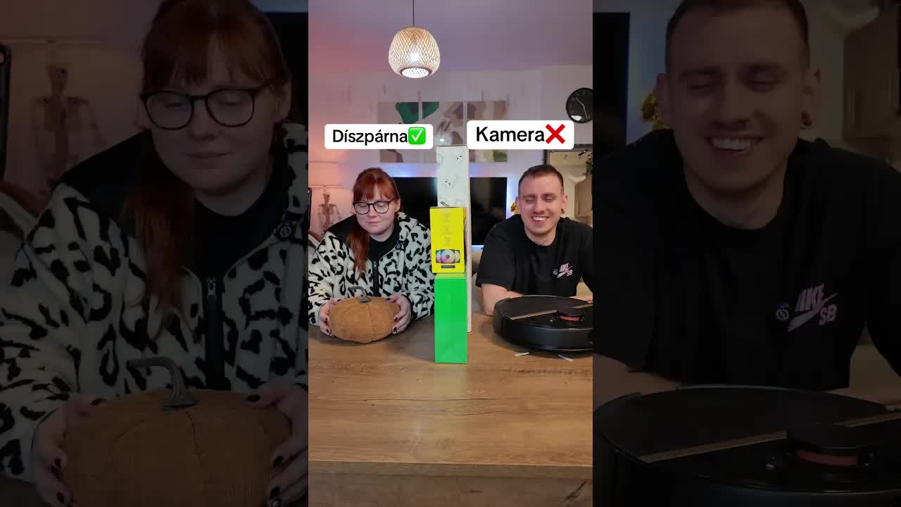 Ki hazudik? Kamera és párna játék