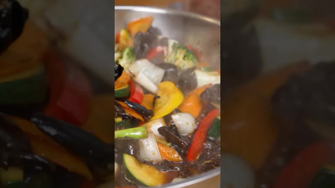 Hähnchen Chop Suey wie vom Asia-Imbiss