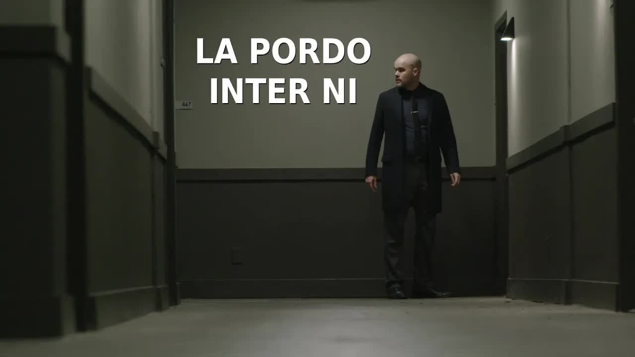 Dialogo pri rompiĝinta rilato kaj planto