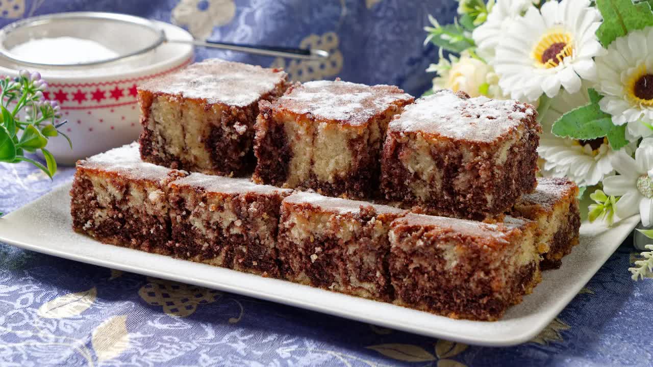 Recept za sočni mramorni kokos kolač sa sirupom