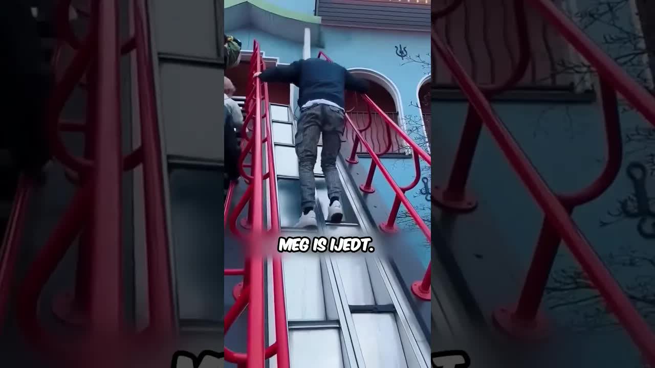 Mozgólépcsőn való első alkalom