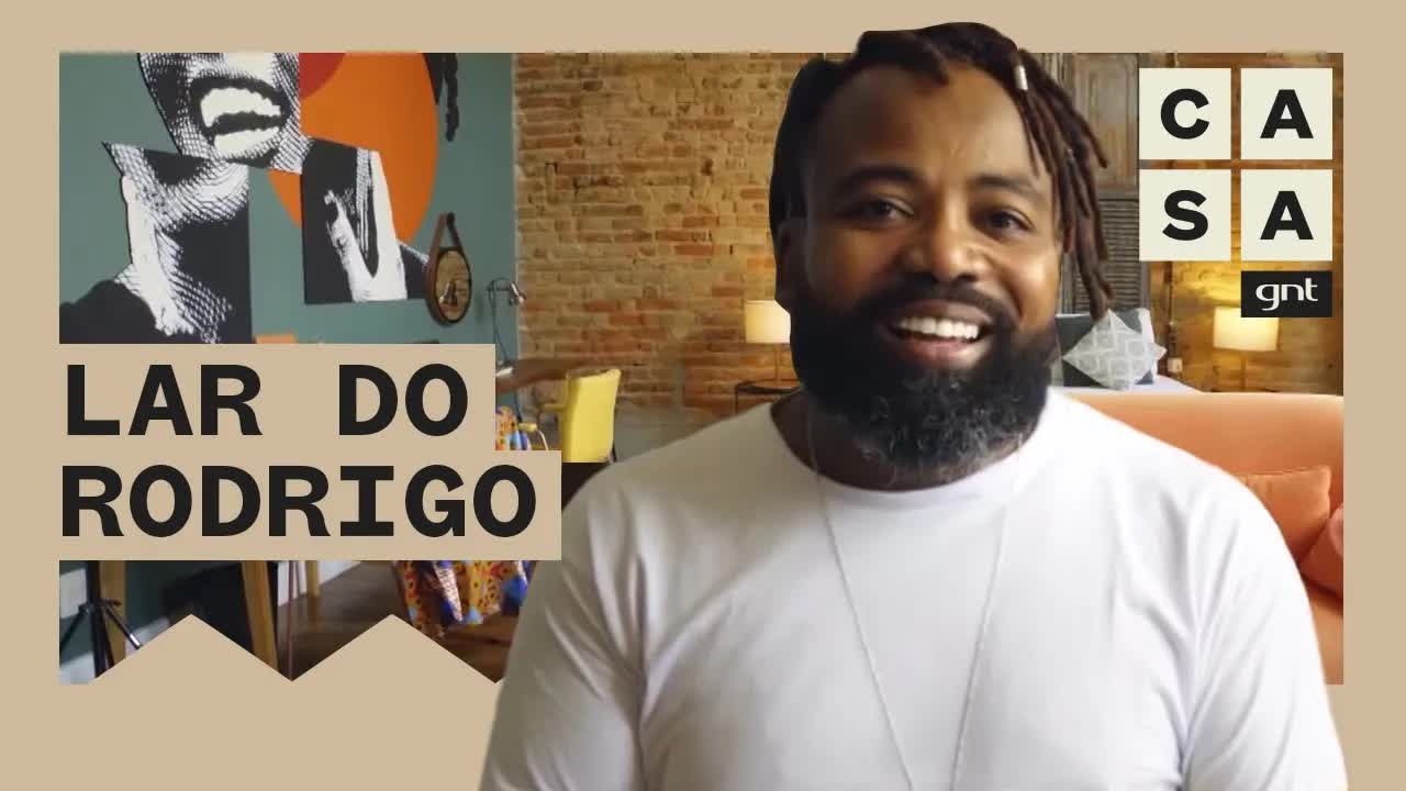Rodrigo França mostra seu quarto de hotel inspirador
