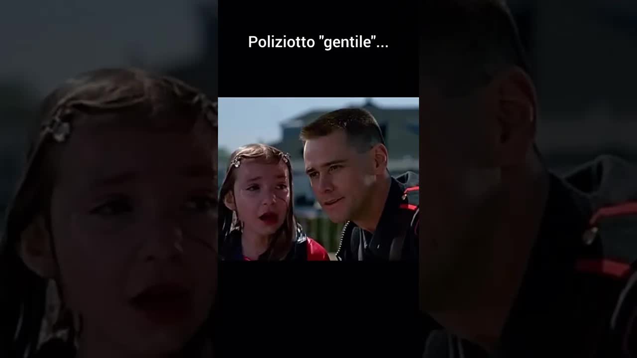 Poliziotlo bizzarro e bambino imbranato