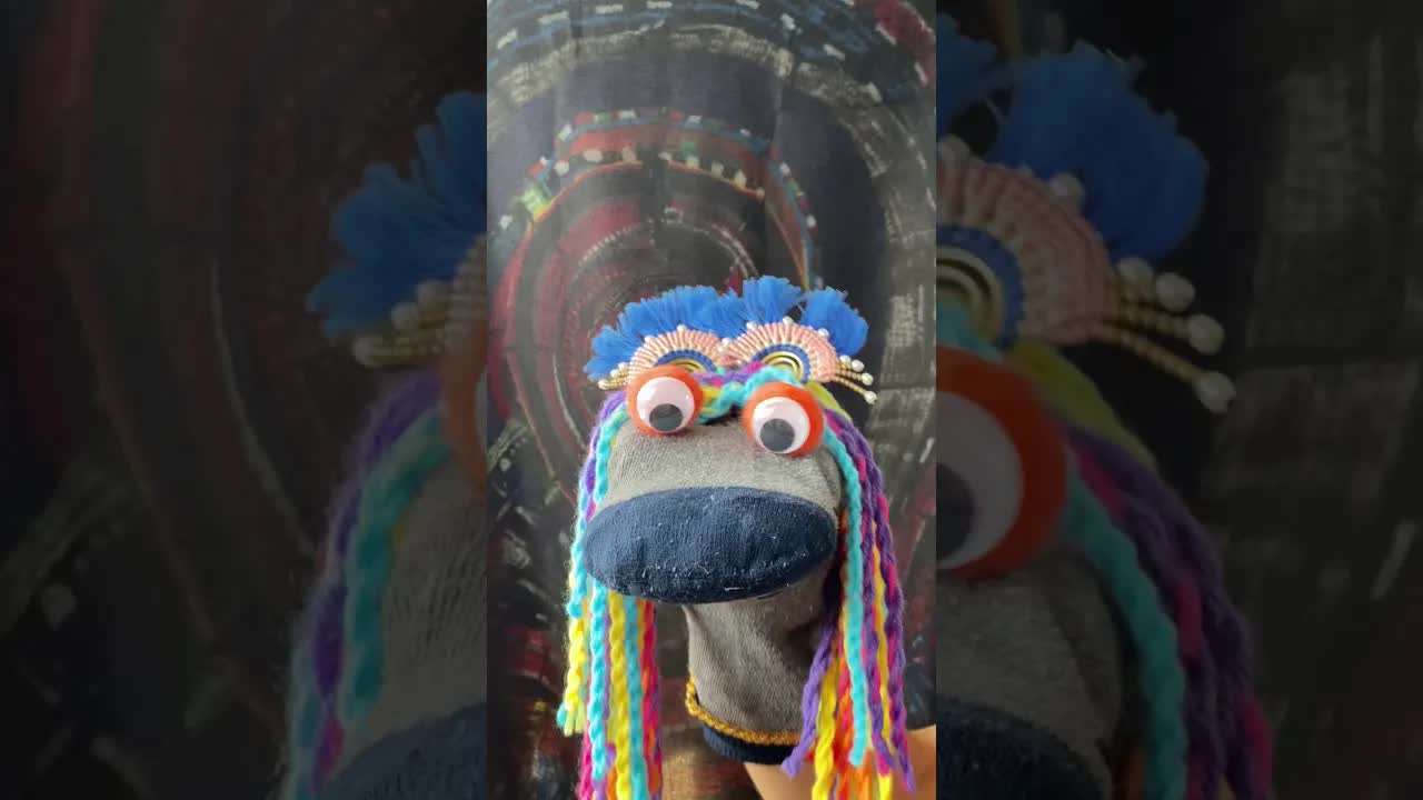 מרתה הבובה מספרת על עצמה לילדים