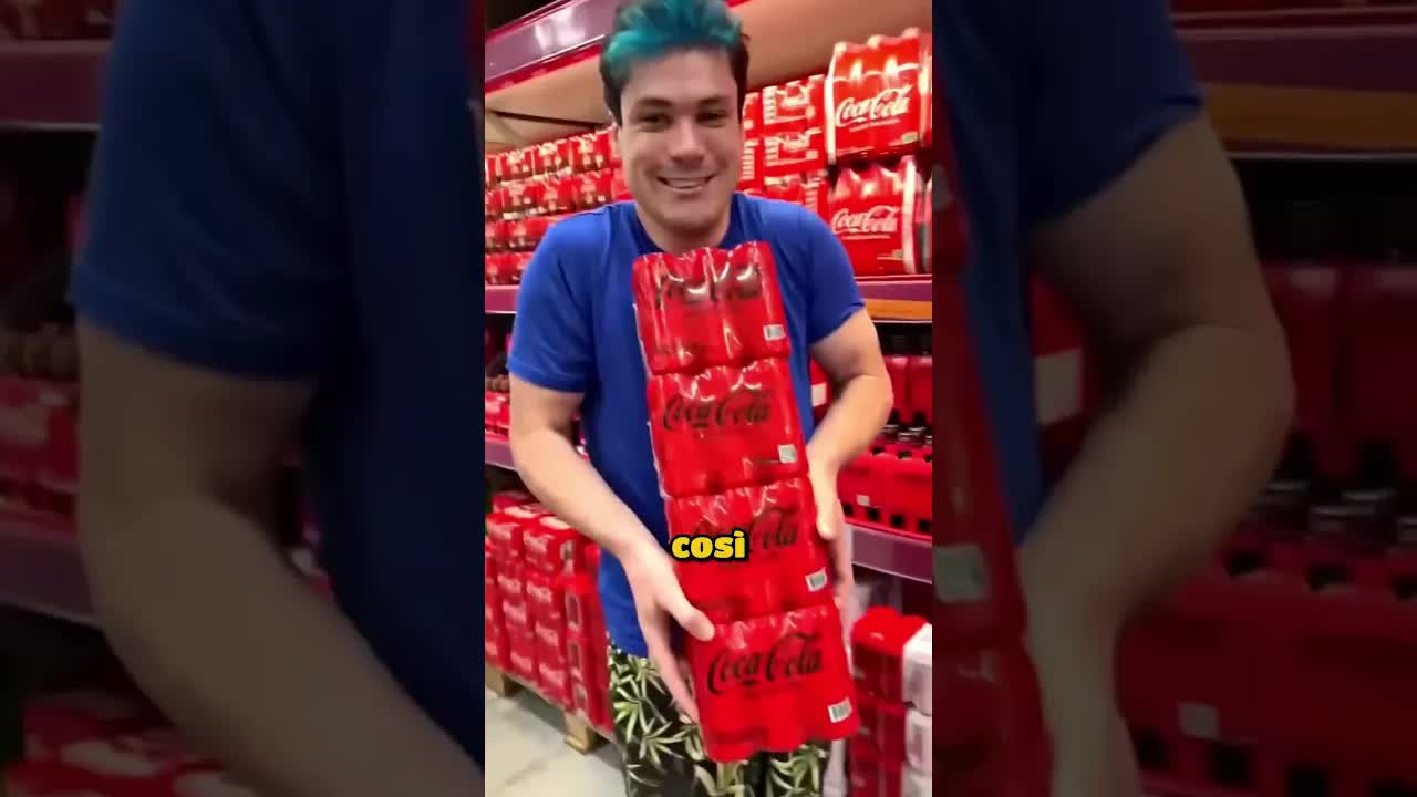 Biscotti, Coca-Cola e cioccolato per chi mette like