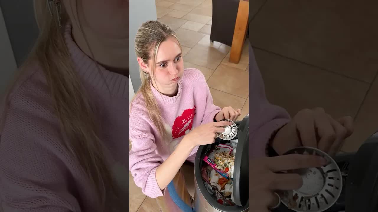 Maxime, ruim de vaat uit