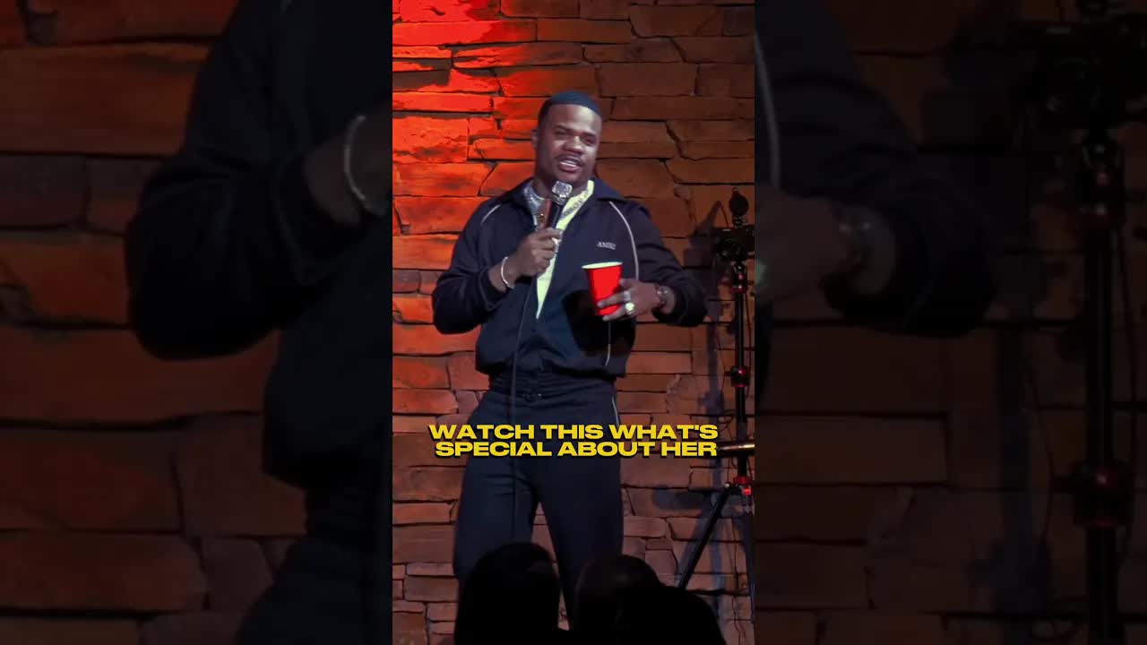 What’s Special About Her? Standup Crowd Work Moment