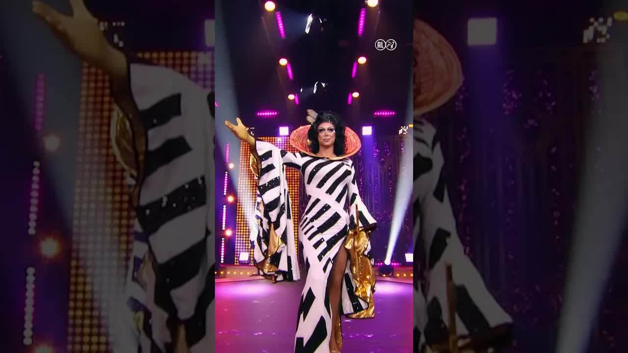 Andy van der Meijde ontmaskerd als Drag Queen