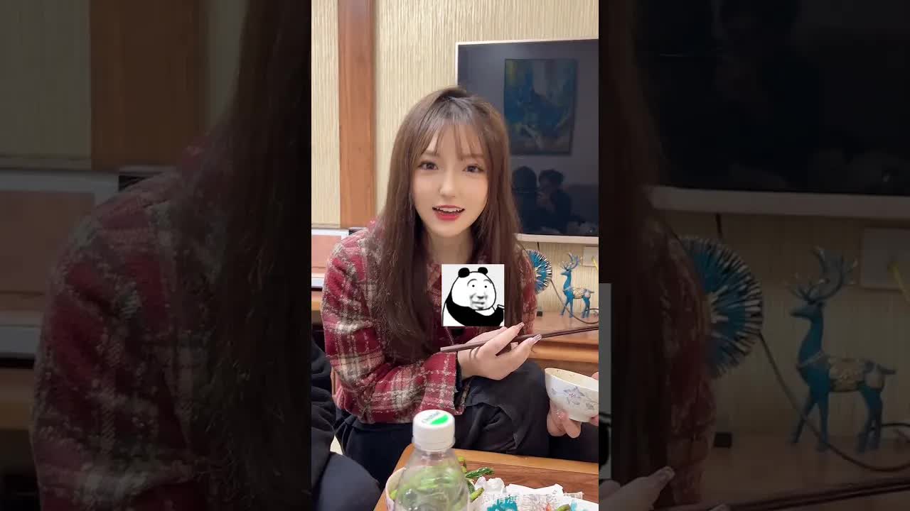 和女友一起吐槽弟弟减肥效果
