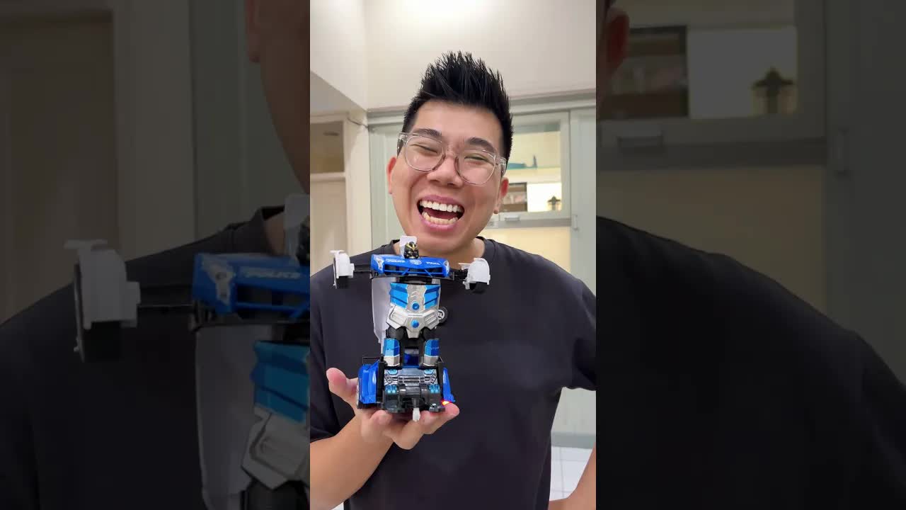 Mainan Robot dan Mobil Polisi Abang