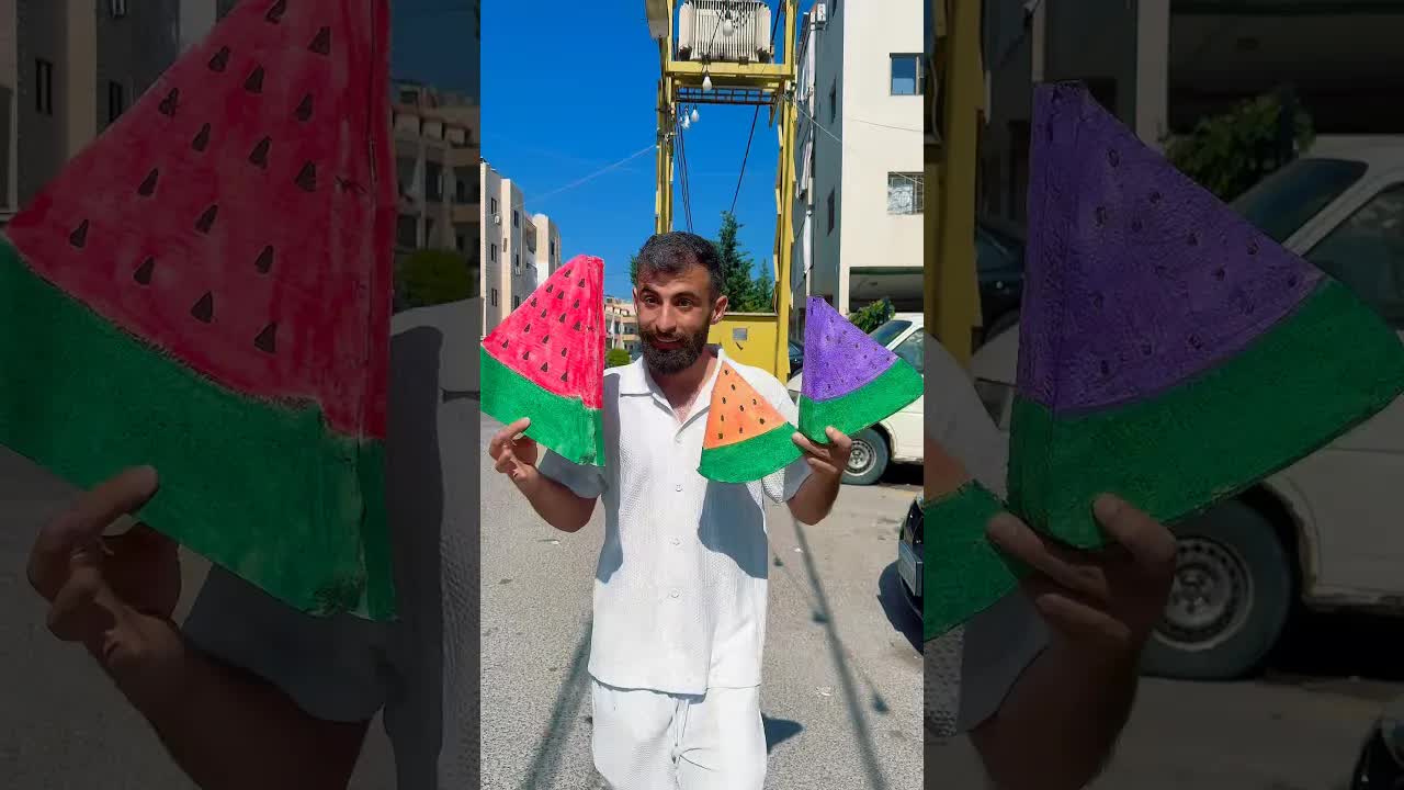 بطيخة حمراء أم صفراء؟ واختاروا معانا