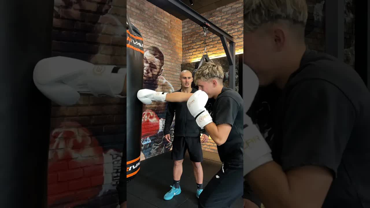 Antrenament de box și motivație pentru Magda