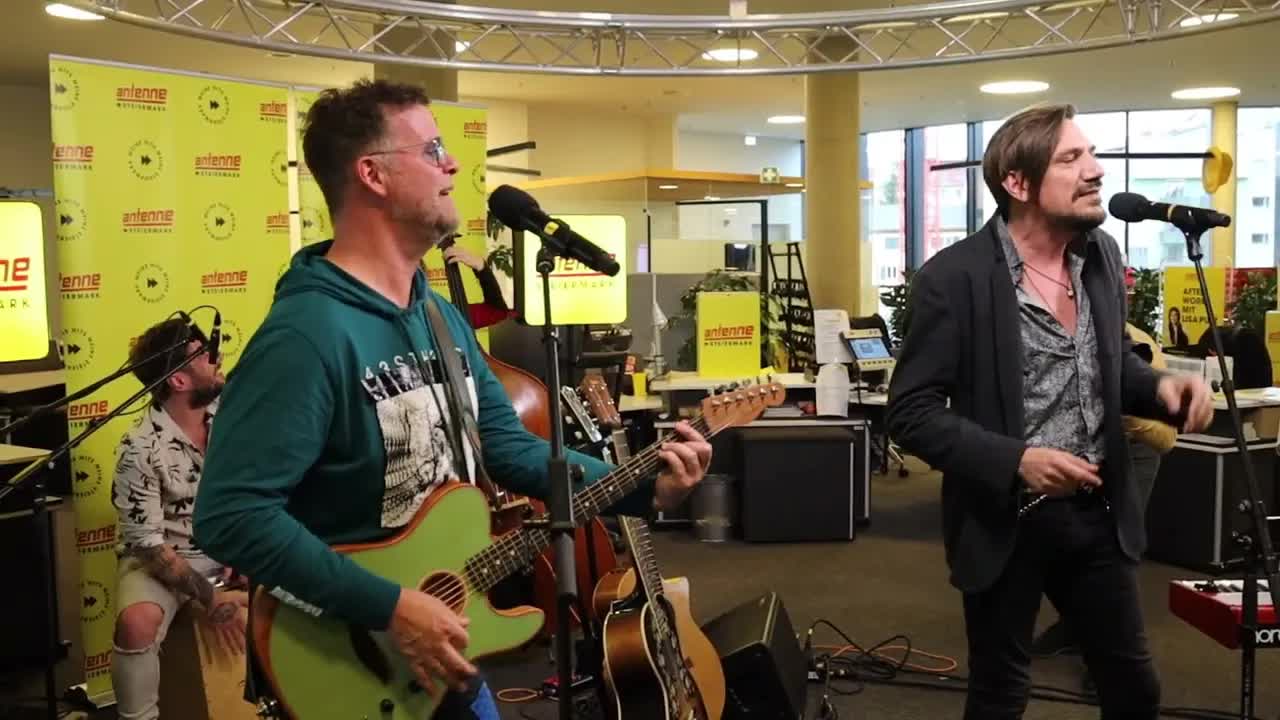 Live Performance von Alle Achtung beim Antenne Steiermark