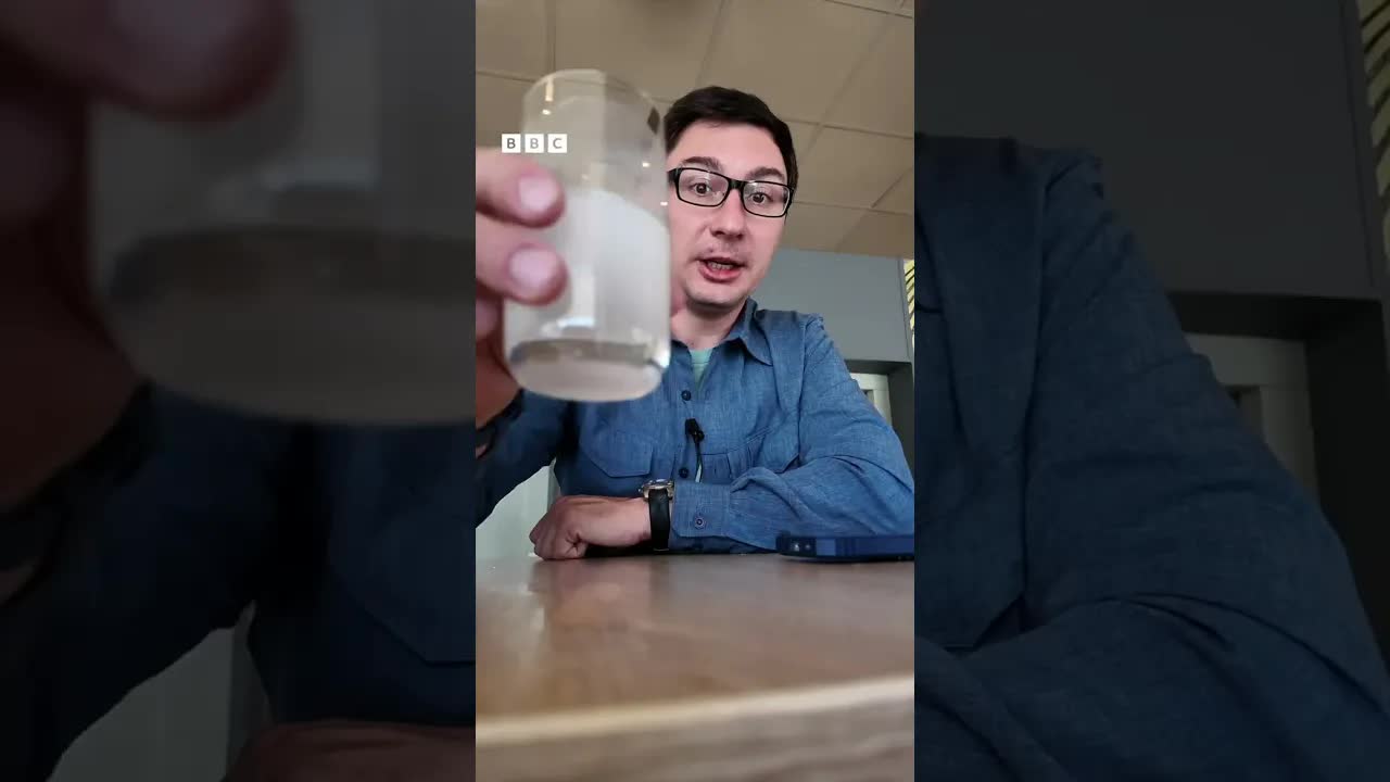 Чому жінки живуть довше за чоловіків?
