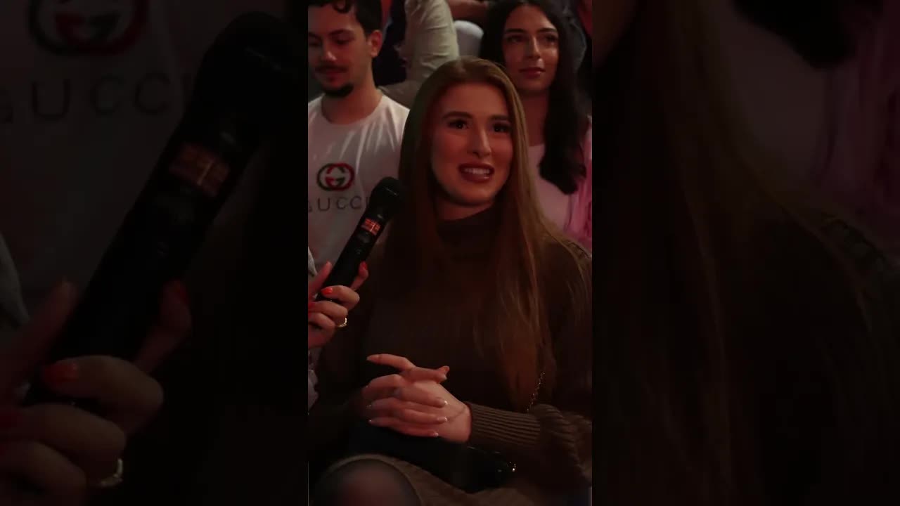 Deutsch oder Türkisch? Ein interkulturelles Gespräch