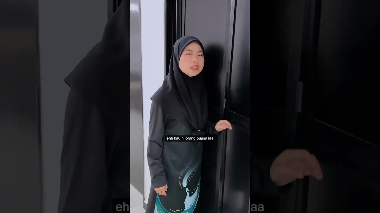 Abang Sakat Adik Semasa Puasa