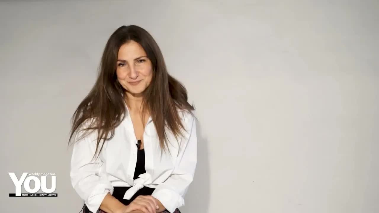 Μόδα, μακιγιάζ και κόκκινα χείλη για το φθινόπωρο
