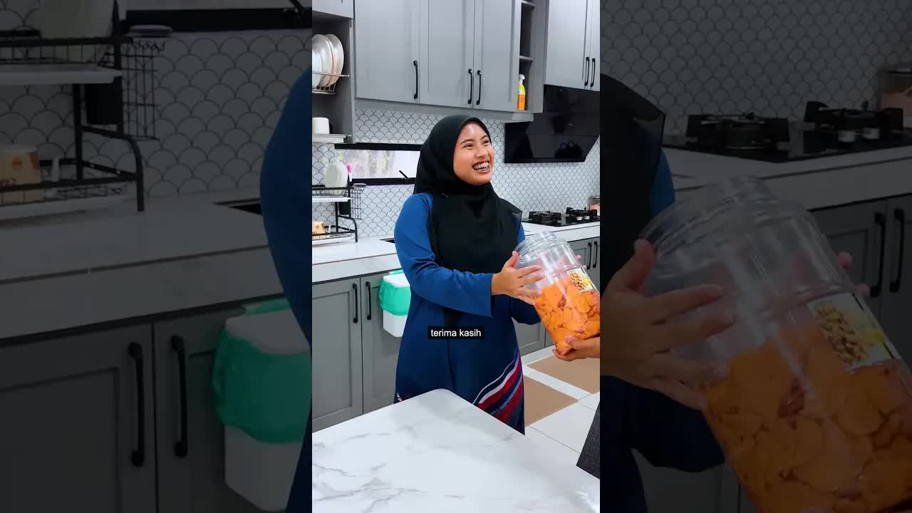 Suami Isteri Bermanja dan Buat Kerja Rumah