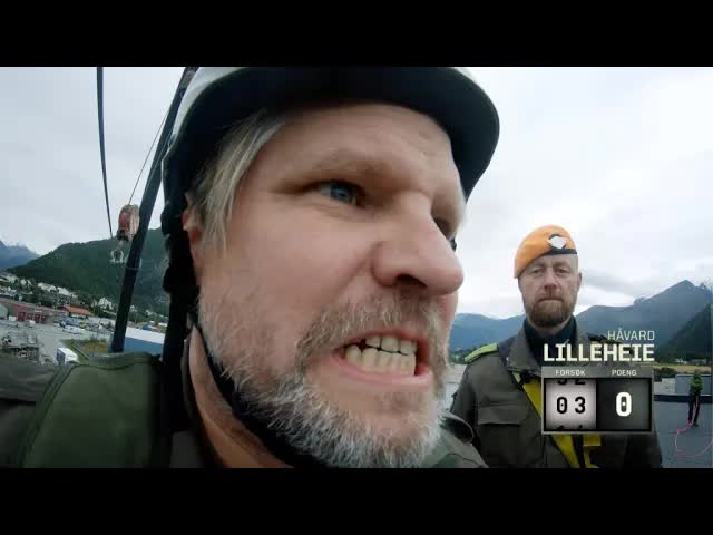 Kompani Lauritzen: Hopp fra tårnet!