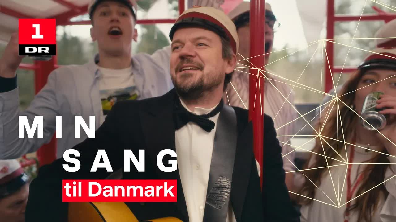 Når studenterhuerne letter: Min sang til Danmark