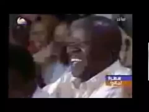 نكتة عن موظف الاستقبال في الفندق