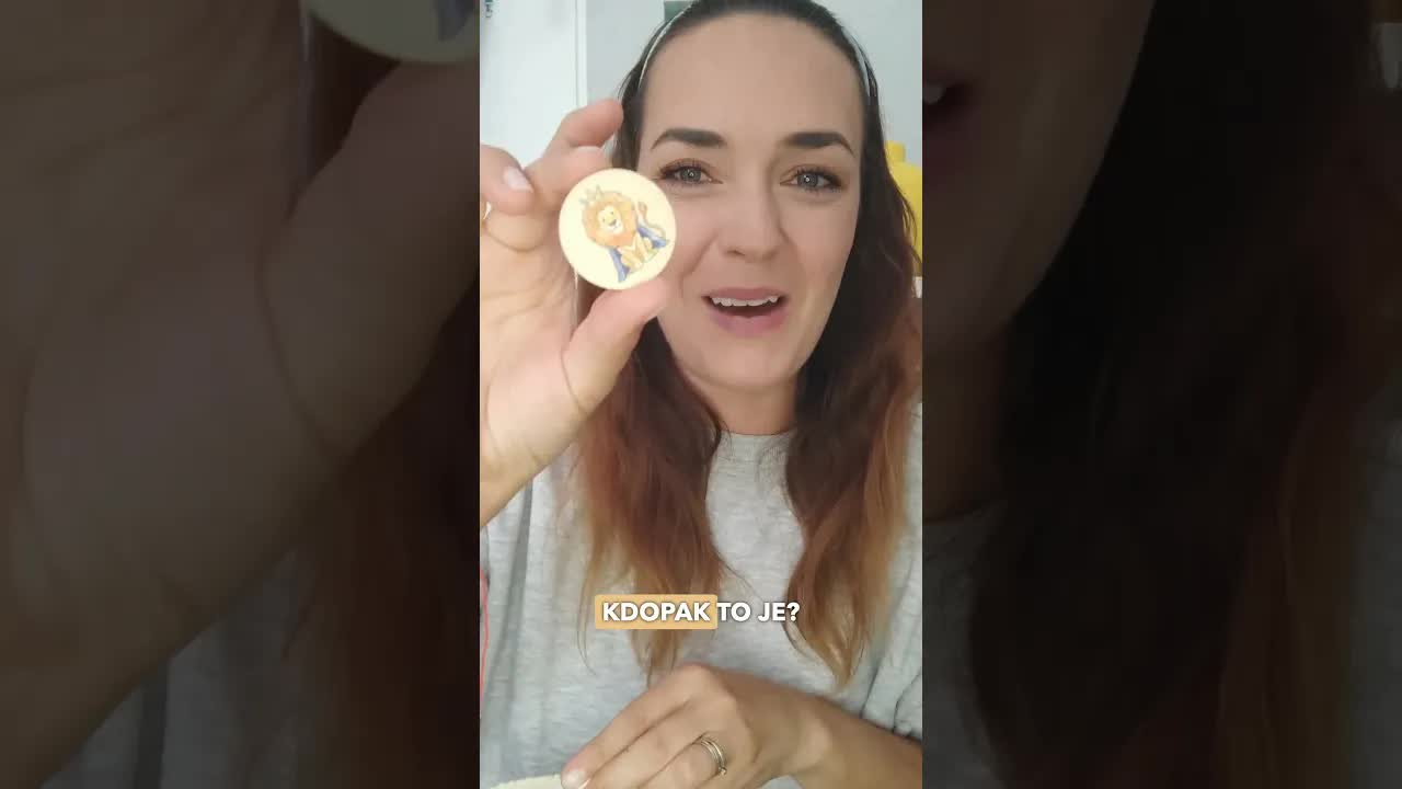 Hádání postaviček z pohádky Luna v dřevěném Pexesu