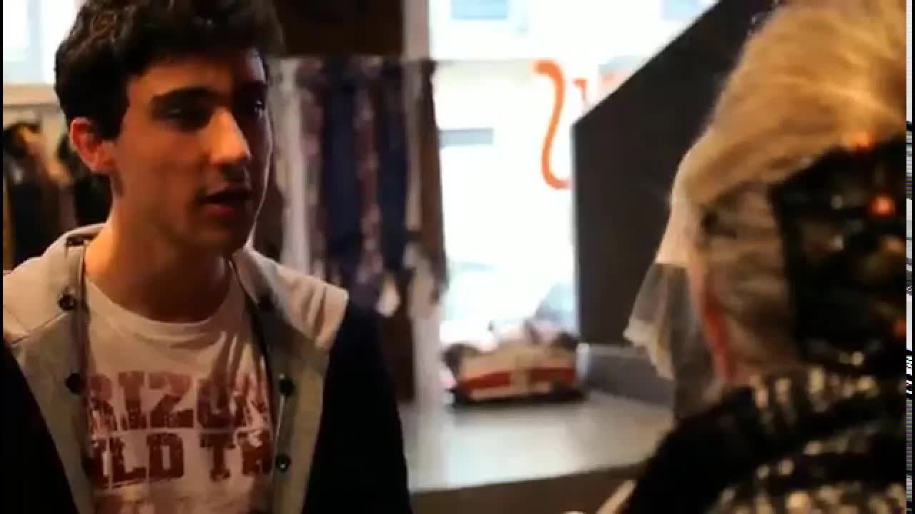 Acheter une veste au magasin