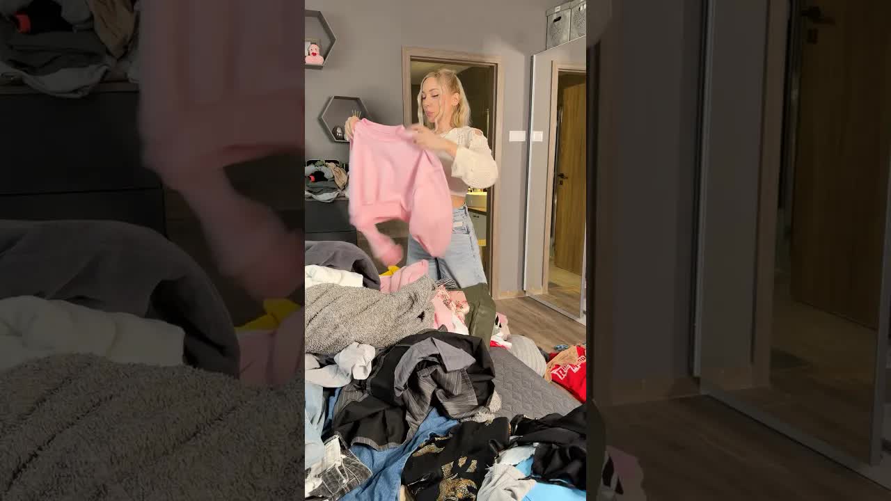 Túl sok ruhám van? Válogatás és próbálás