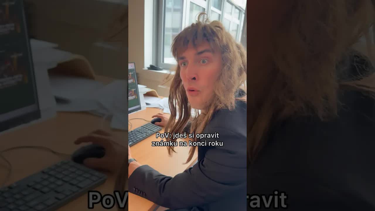 Žák se snaží opravit známku u učitele