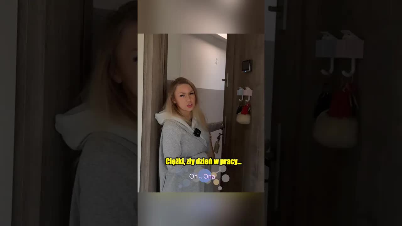 Ciężki dzień w pracy i śmiech małżeński