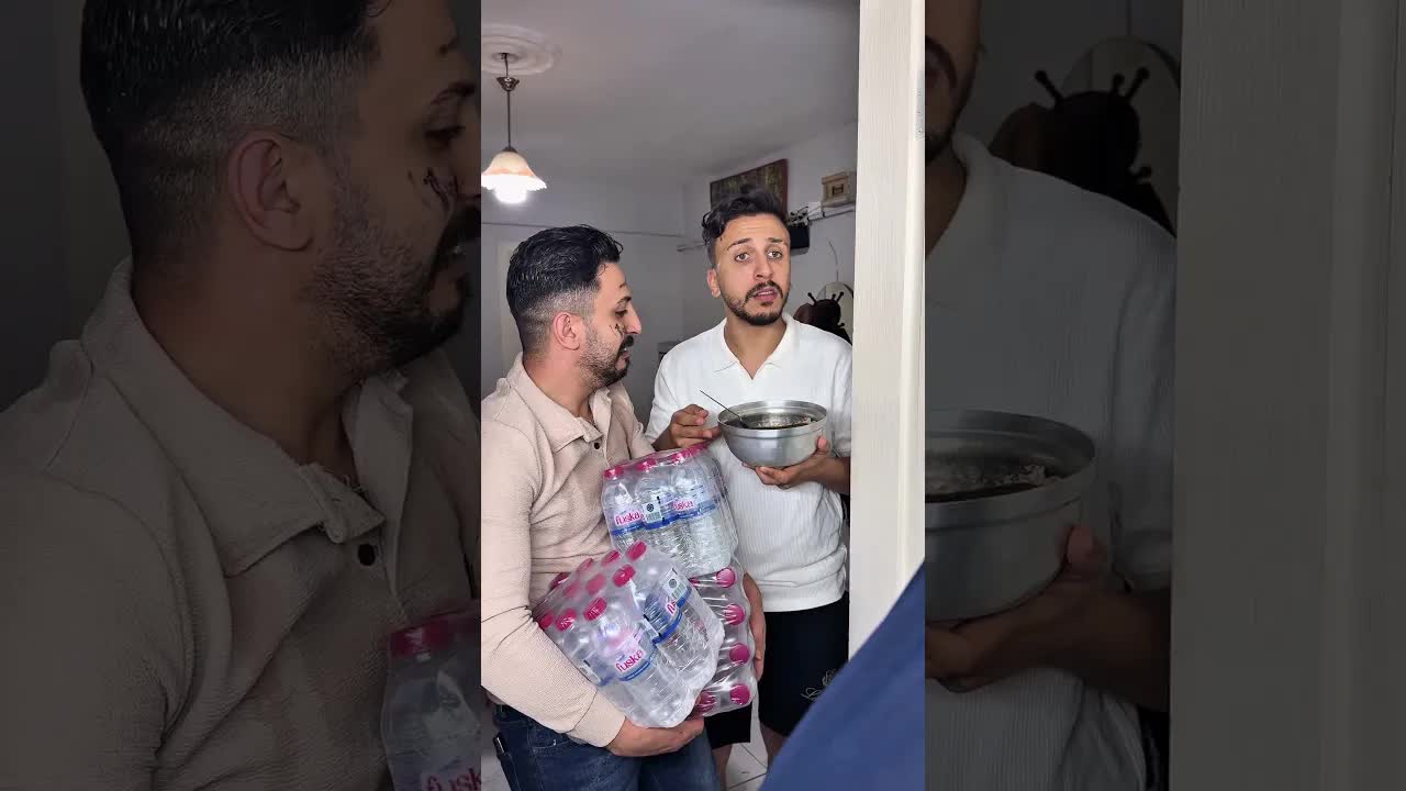 أمي تطلب مني مساعدتها في البيت