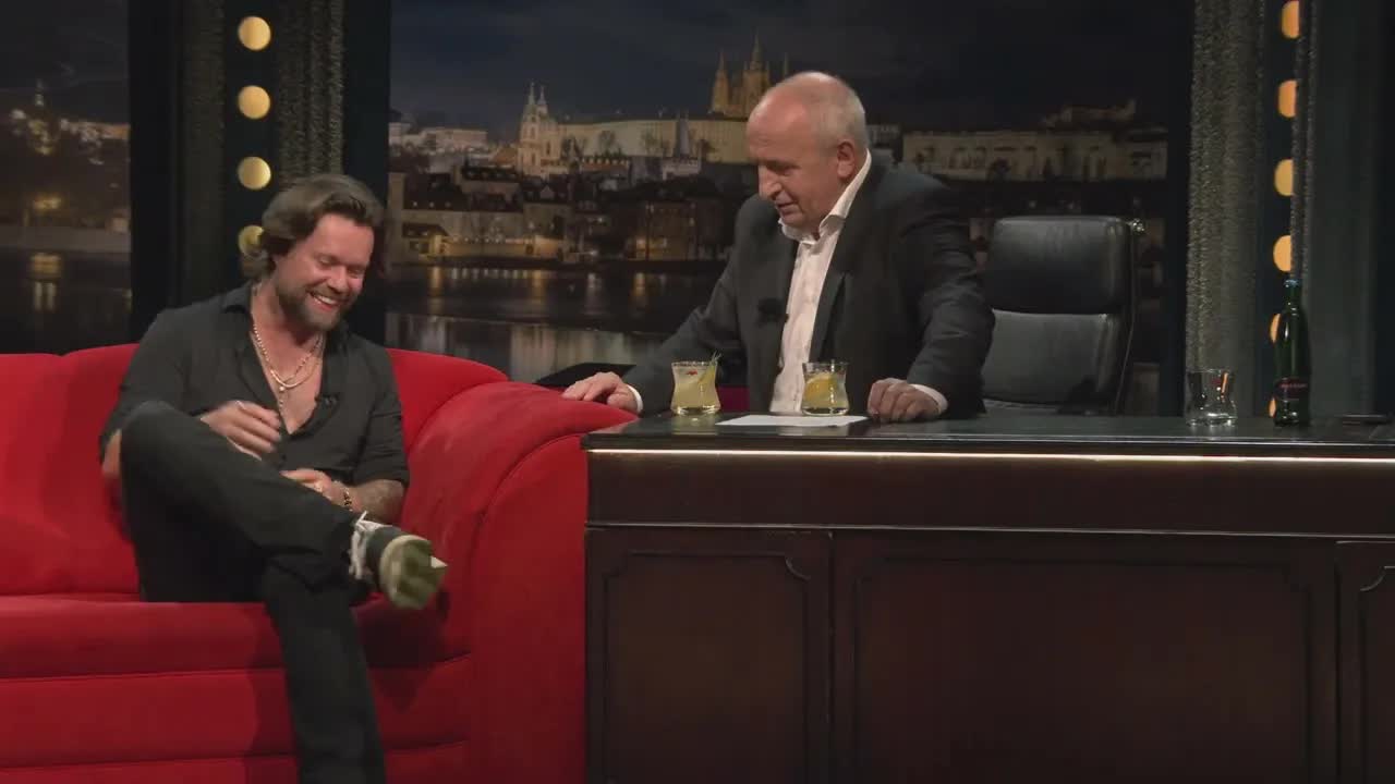 Rozhovor o botách a rukou v Show Jana Krause