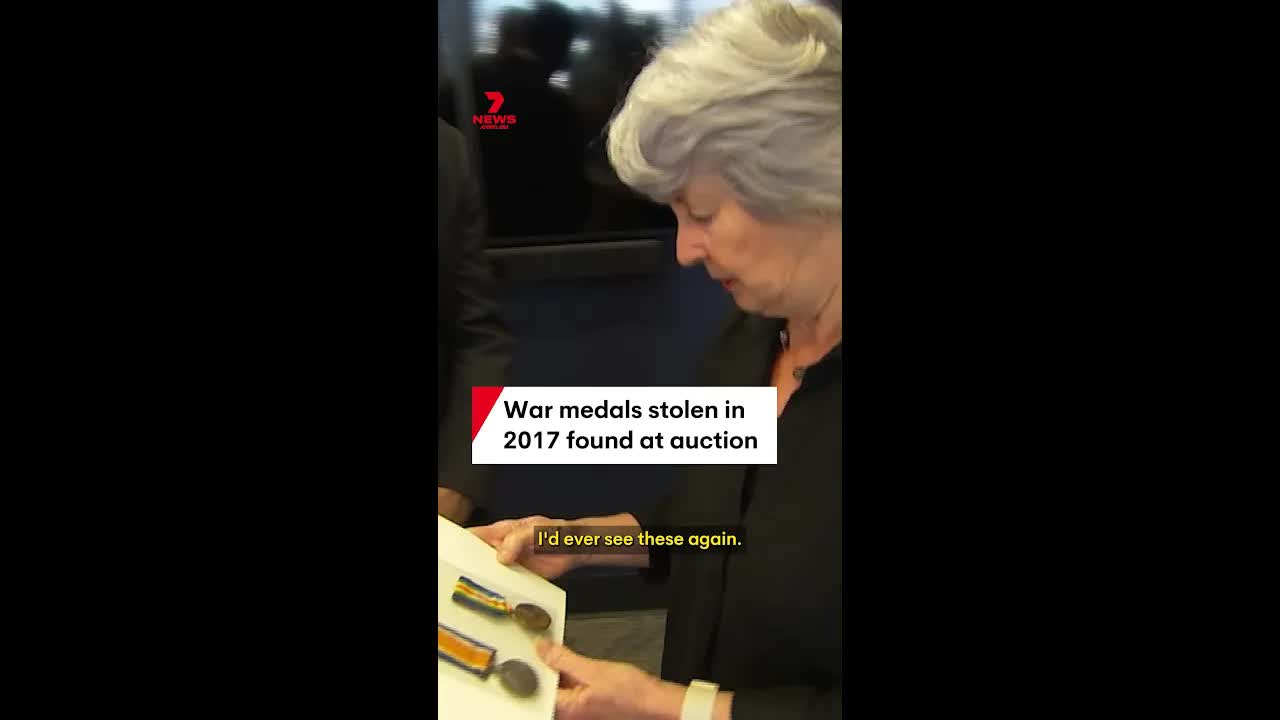 Stolen War Medals Returned After Nine Years