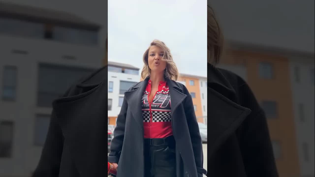 Roxana Condurache discută despre bani și relație