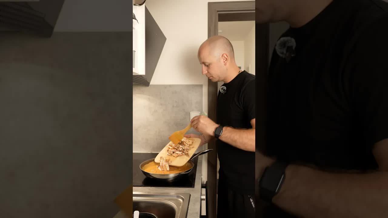Krémleves csirke curry készítése otthon