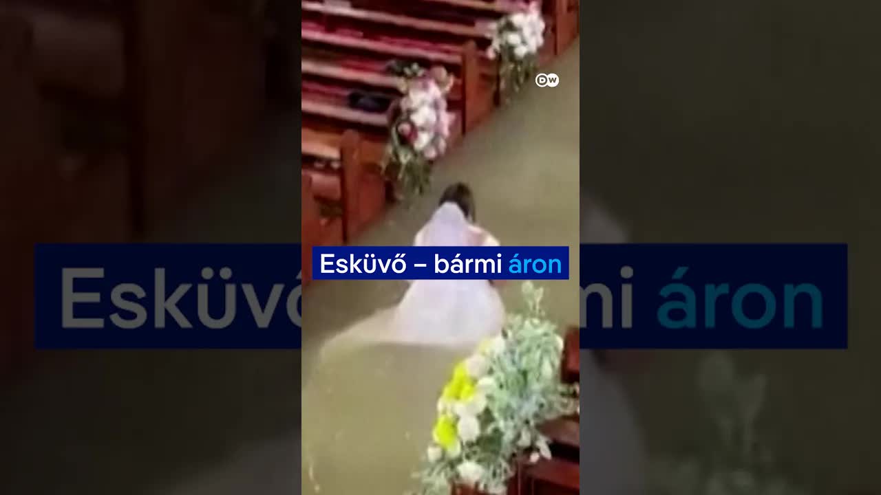 Árvízben tartott esküvő Fülöp-szigeteken