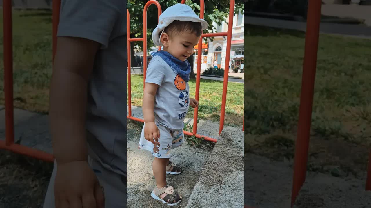 Днес мама ми разреши да играя с пясък
