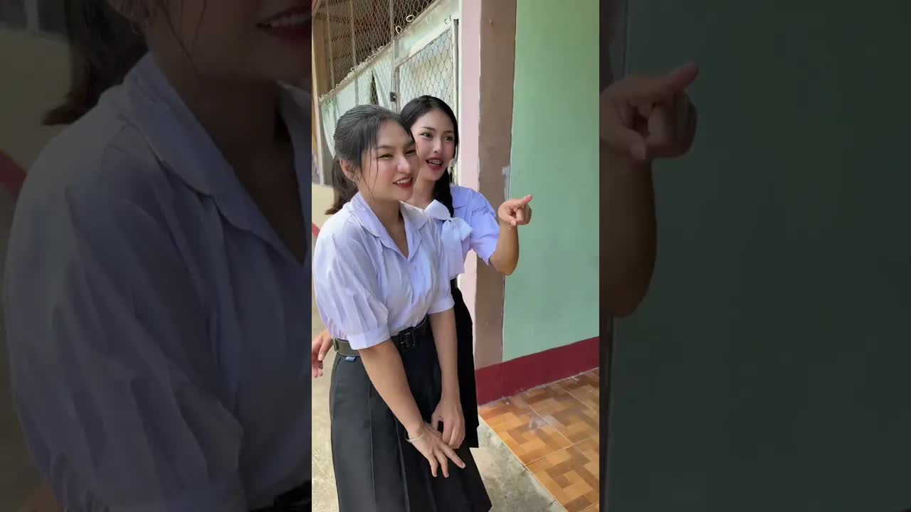 ยายเอ๋กับพี่โจนัส: การแปลงร่างพิทักษ์โลก